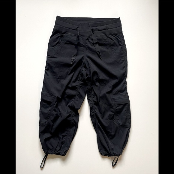 Lululemon Studio Crop - Picture 2 of 6